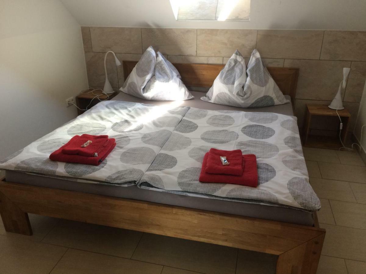Ferienwohnung Frieser Steindorf am Ossiacher See Exterior foto